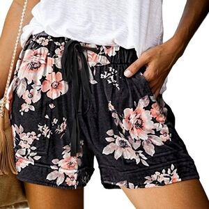 Elapsy Black Floral Shorts with 4 Pockets Size M